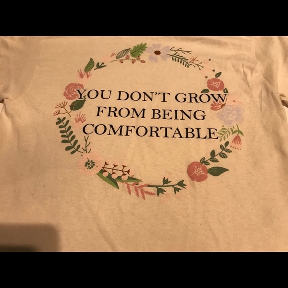 Women’s graphic tee - Picture 3 of 5